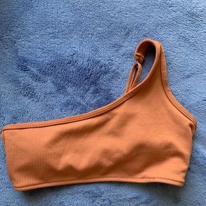 bikini top / never worn / medium